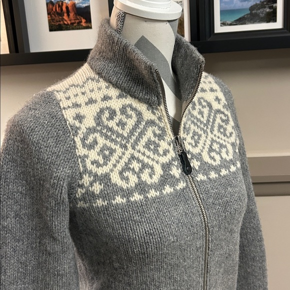 WOOL HOUSE Full Zip New Wool Sweater, NWOT, Gray/Cream, XS, $149 - Picture 2 of 10